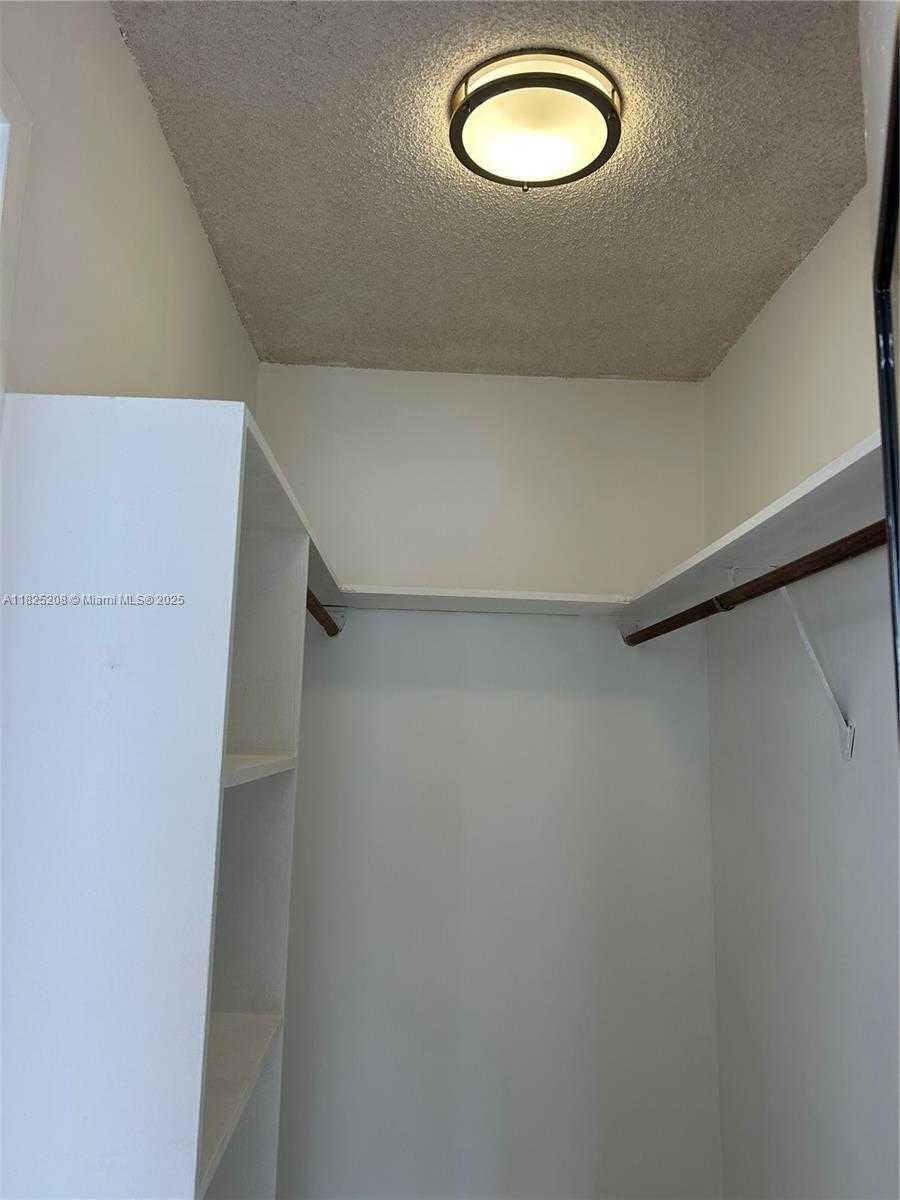 Small Image of 6969 COLLINS AVE #701, Miami Beach Number 16