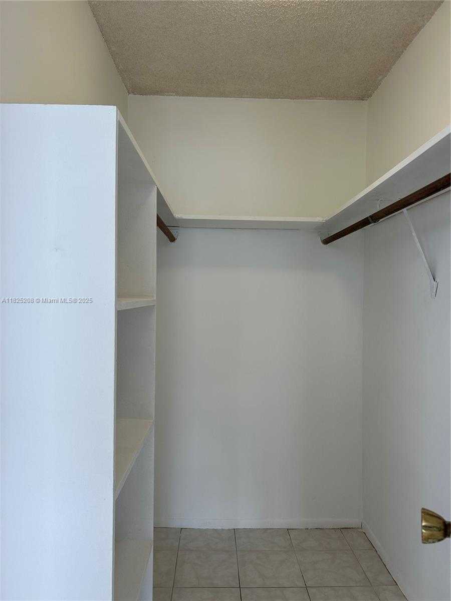 Small Image of 6969 COLLINS AVE #701, Miami Beach Number 17