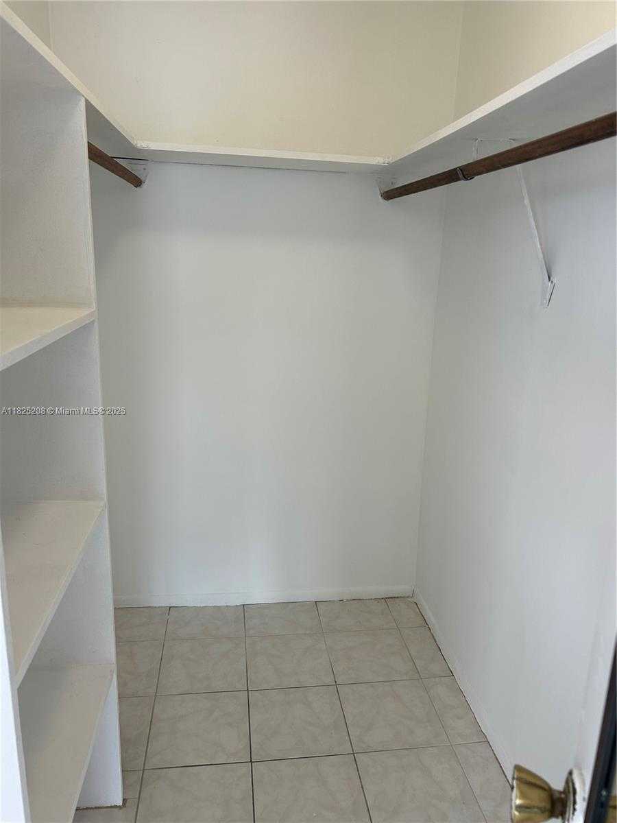 Small Image of 6969 COLLINS AVE #701, Miami Beach Number 18
