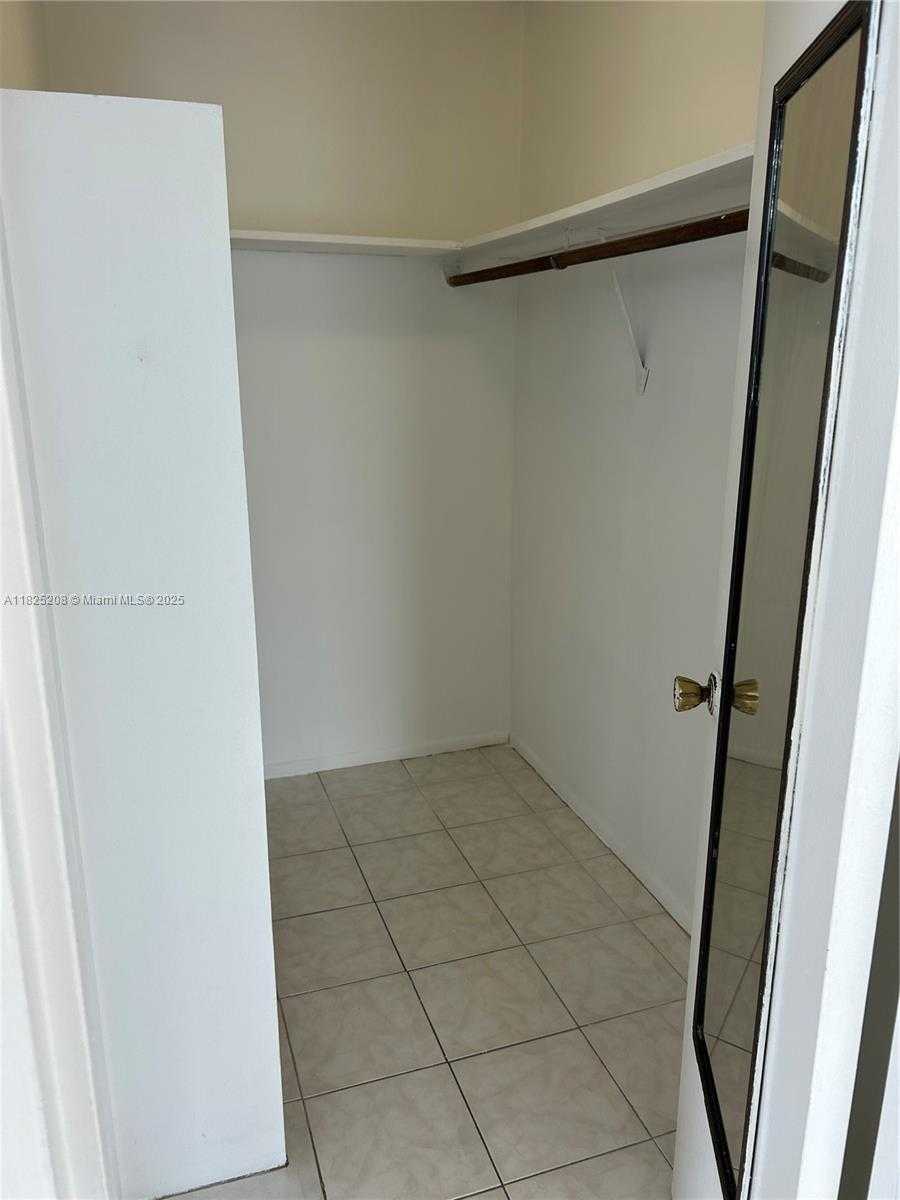 Small Image of 6969 COLLINS AVE #701, Miami Beach Number 19