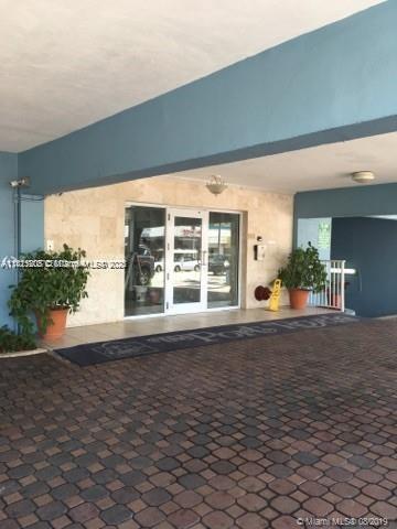 Small Image of 6969 COLLINS AVE #701, Miami Beach Number 2