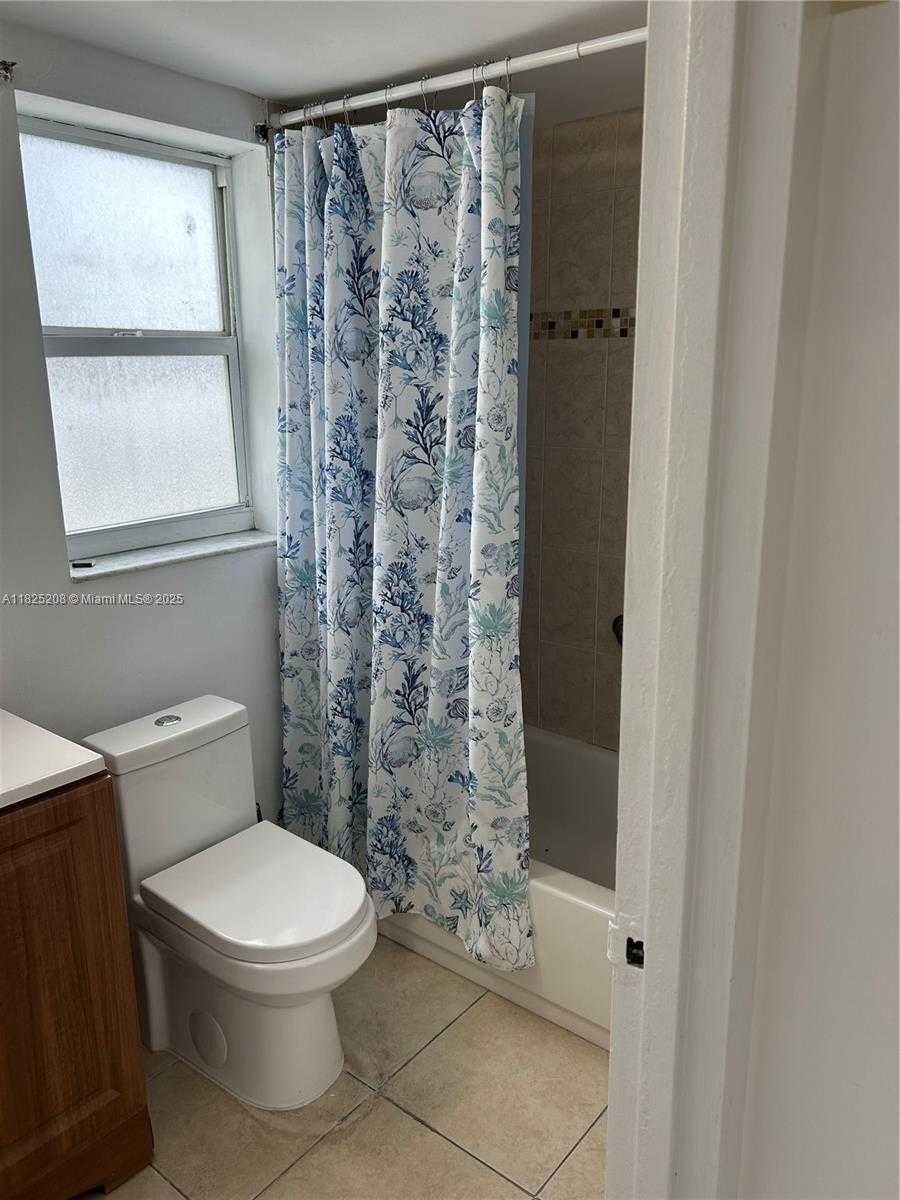 Small Image of 6969 COLLINS AVE #701, Miami Beach Number 24