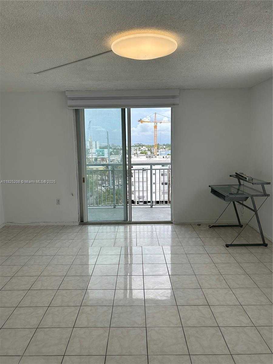 Small Image of 6969 COLLINS AVE #701, Miami Beach Number 8