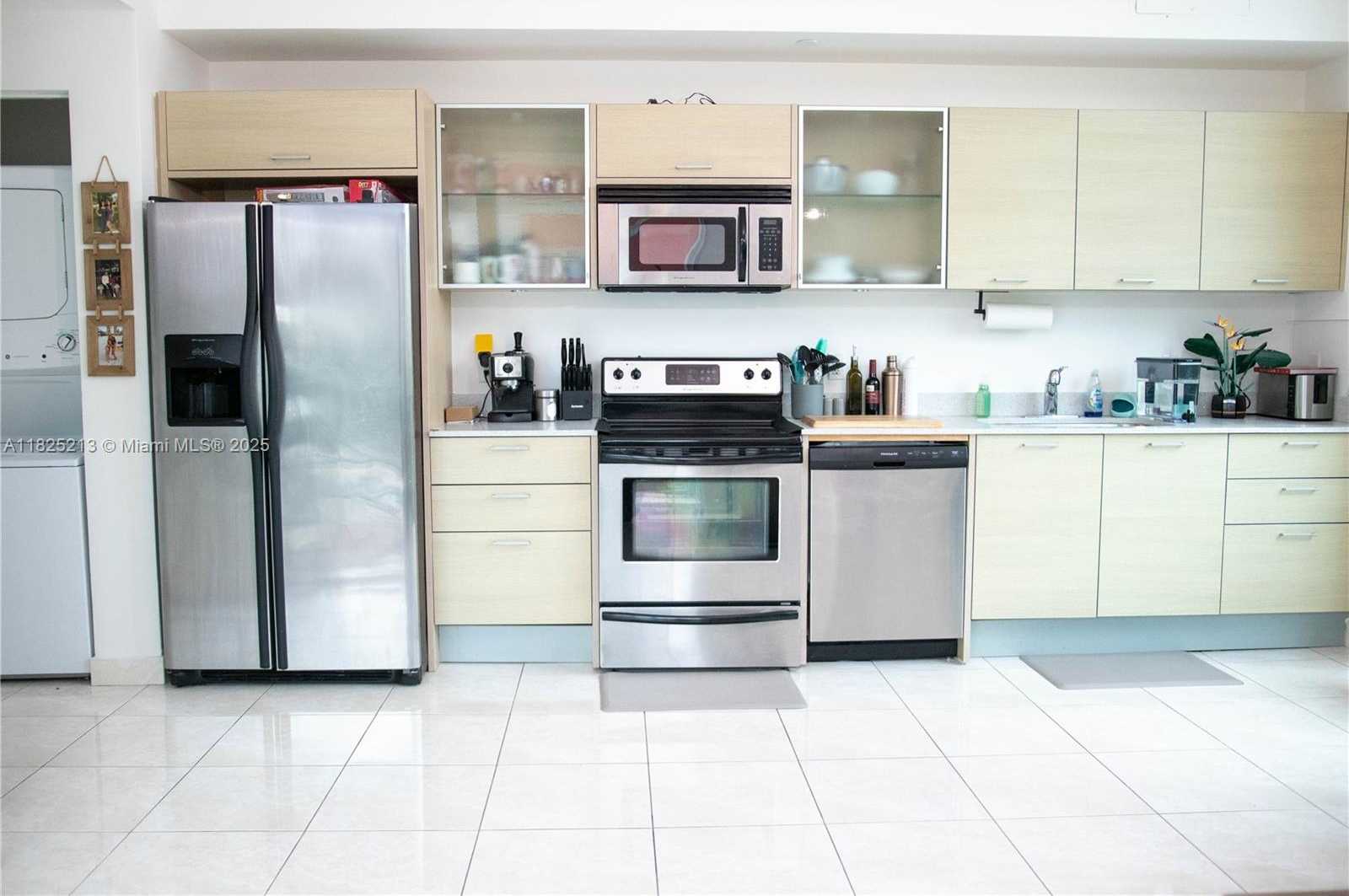 Small Image of 350 NORTH EAST 24TH ST #410, Miami Number 2