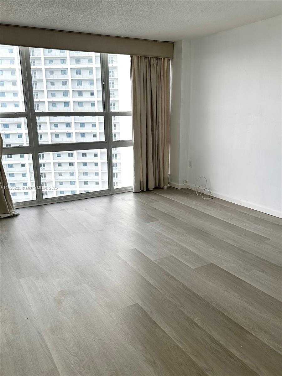 Small Image of 600 NORTH EAST 36TH ST #2015, Miami Number 11