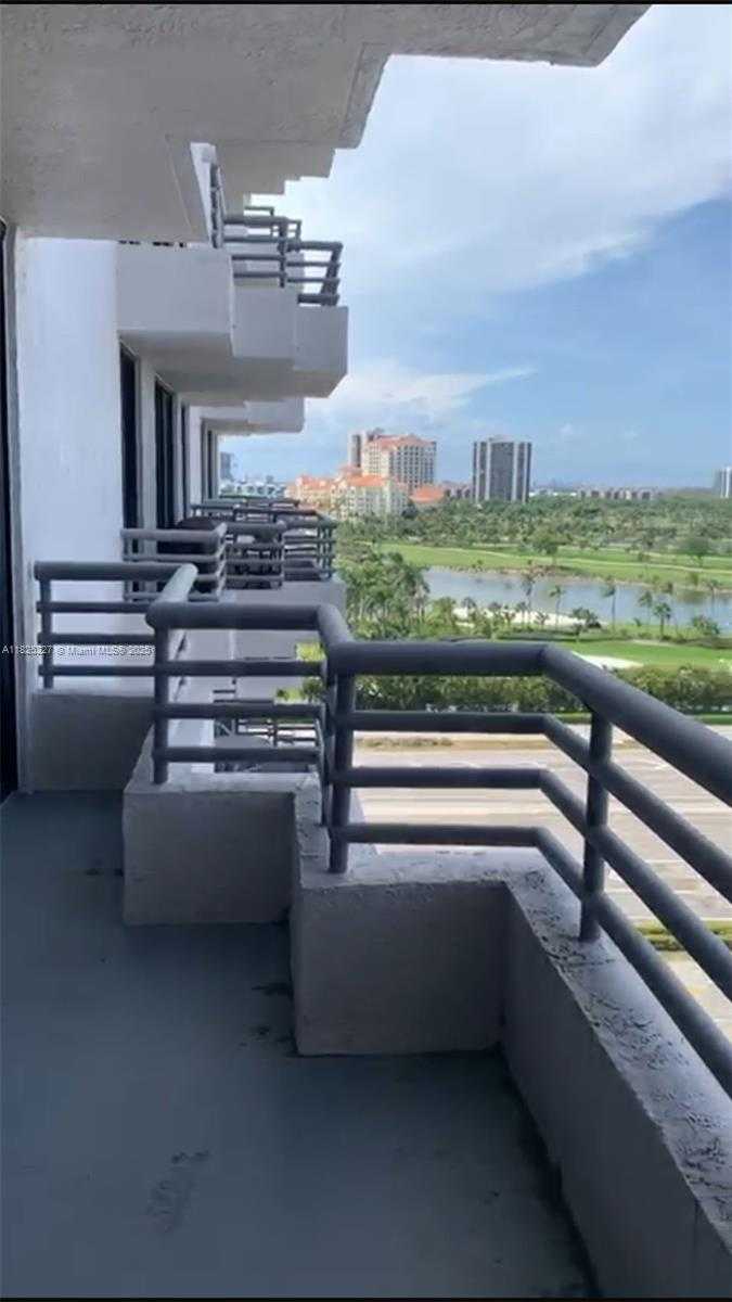 Small Image of 3300 NORTH EAST 191ST ST #1109, Aventura Number 4