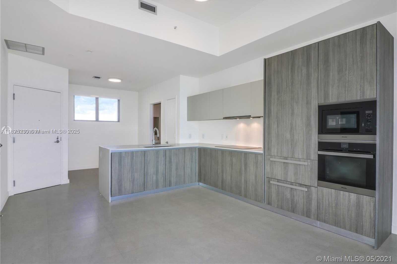 Small Image of 2900 NORTH EAST 7TH AVE #3003, Miami Number 2