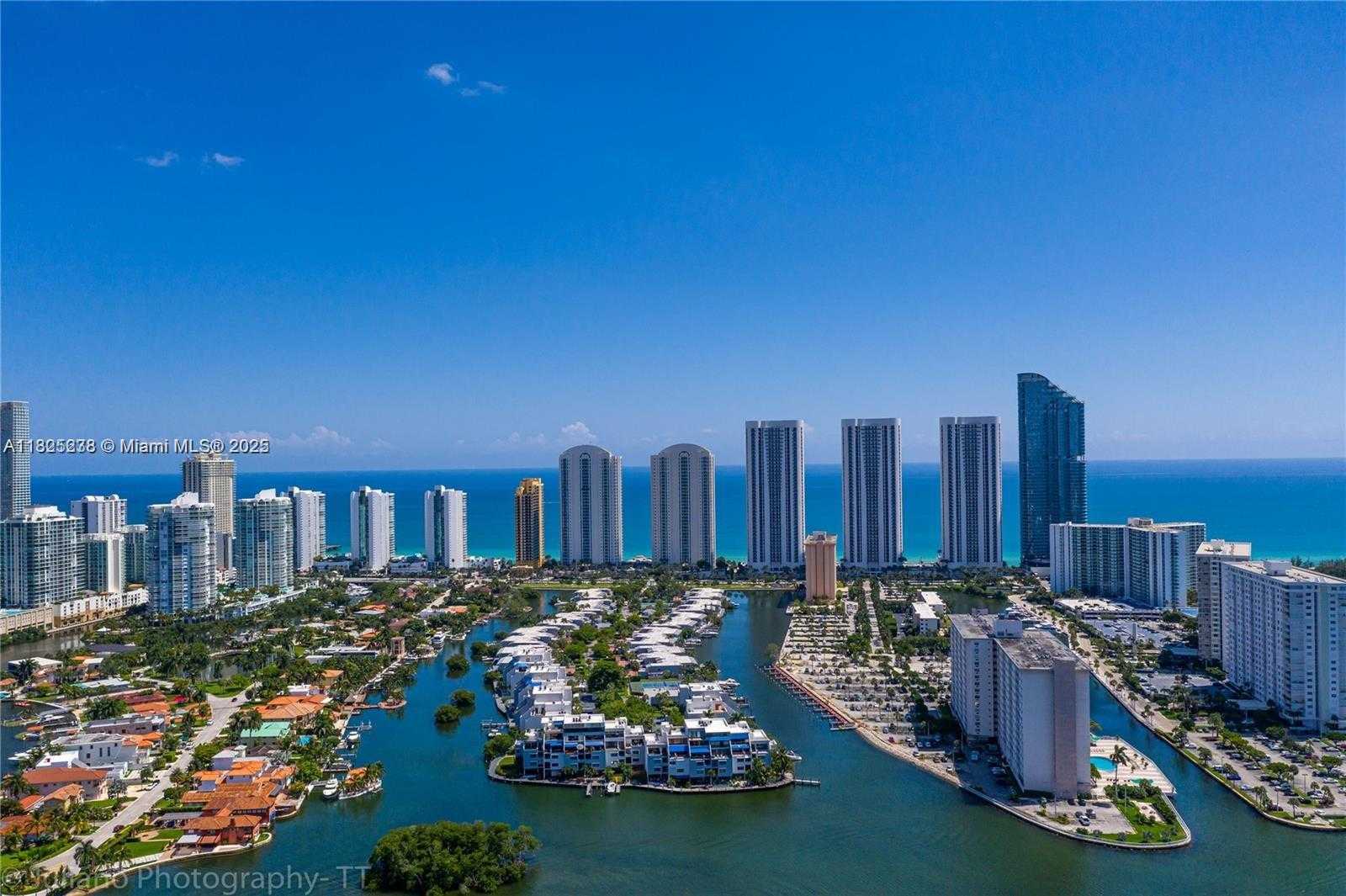 Small Image of 440 POINCIANA DR #1615, Sunny Isles Beach Number 20