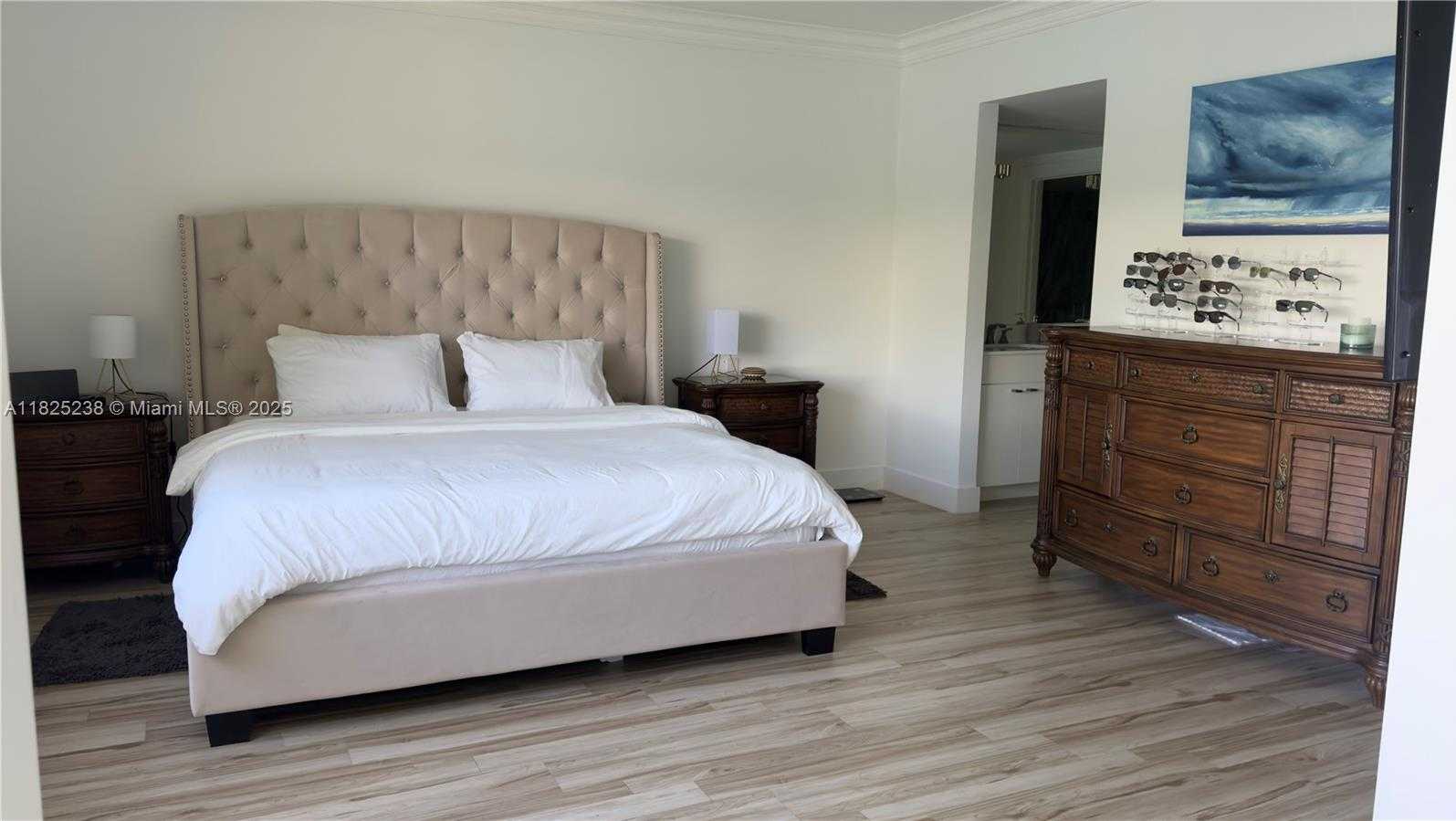 Small Image of 440 POINCIANA DR #1615, Sunny Isles Beach Number 23