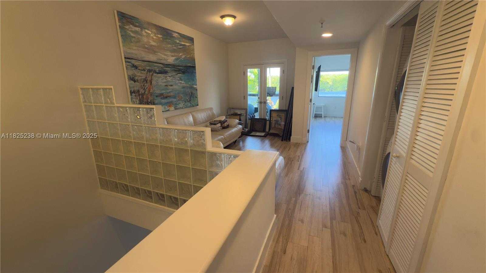 Small Image of 440 POINCIANA DR #1615, Sunny Isles Beach Number 26