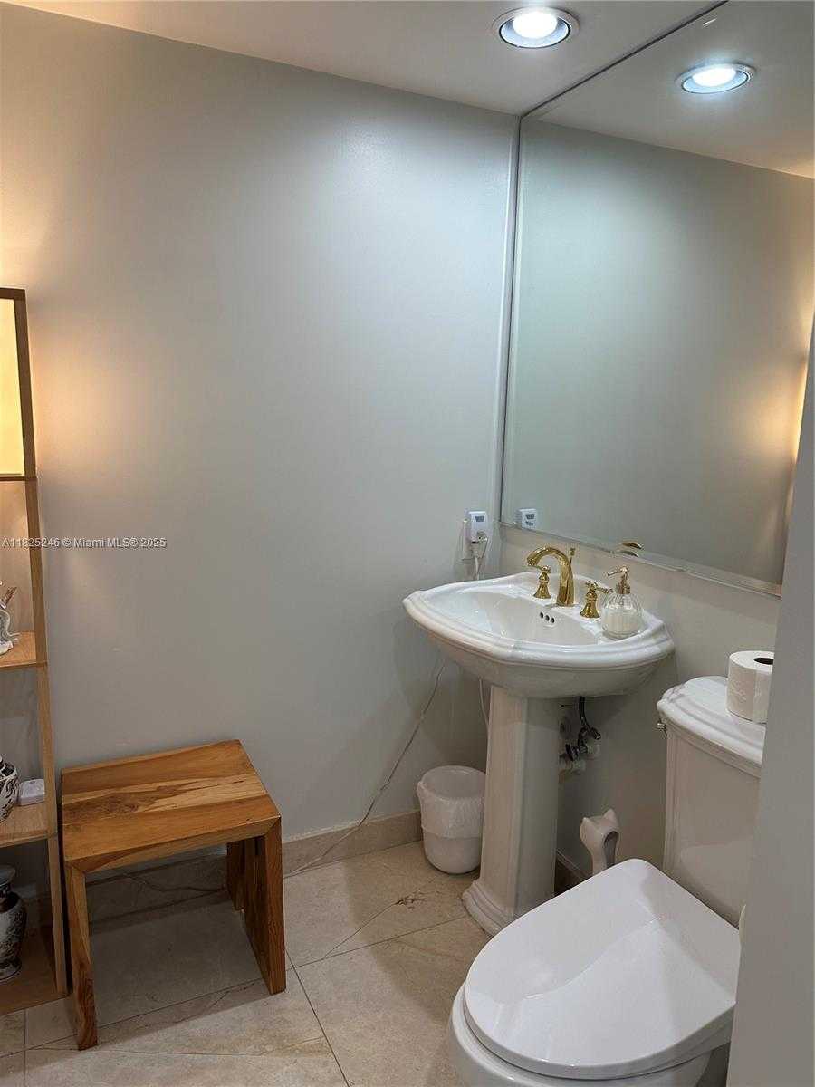 Small Image of 19111 COLLINS AVE #803, Sunny Isles Beach Number 20