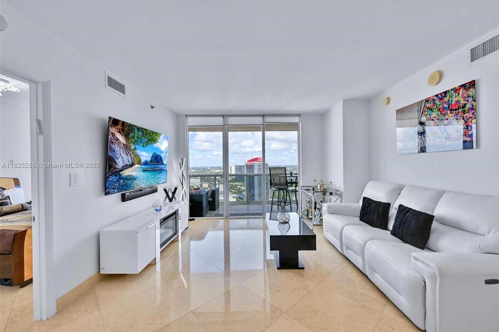 Small Image of 1850 SOUTH OCEAN DR #3207, Hallandale Beach Number 2