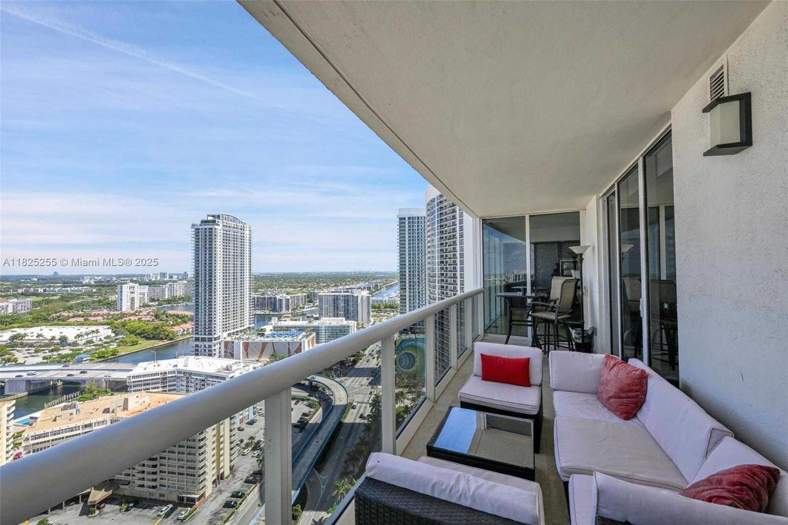 Small Image of 1850 SOUTH OCEAN DR #3207, Hallandale Beach Number 24
