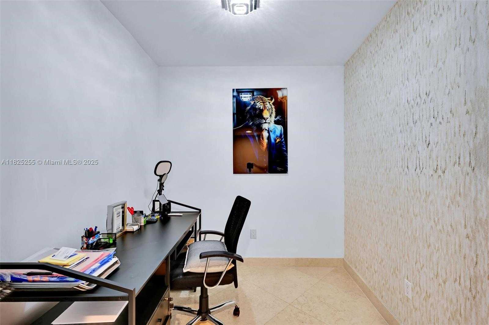 Small Image of 1850 SOUTH OCEAN DR #3207, Hallandale Beach Number 8