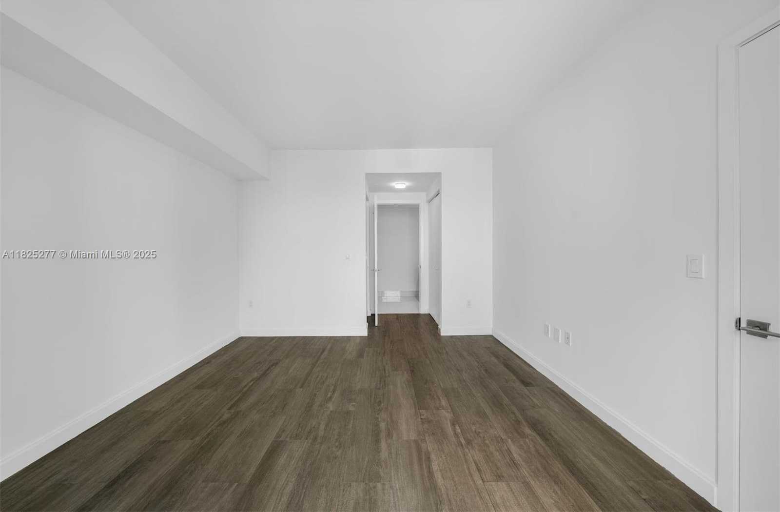 Small Image of 45 SOUTH WEST 9TH ST #4009, Miami Number 12
