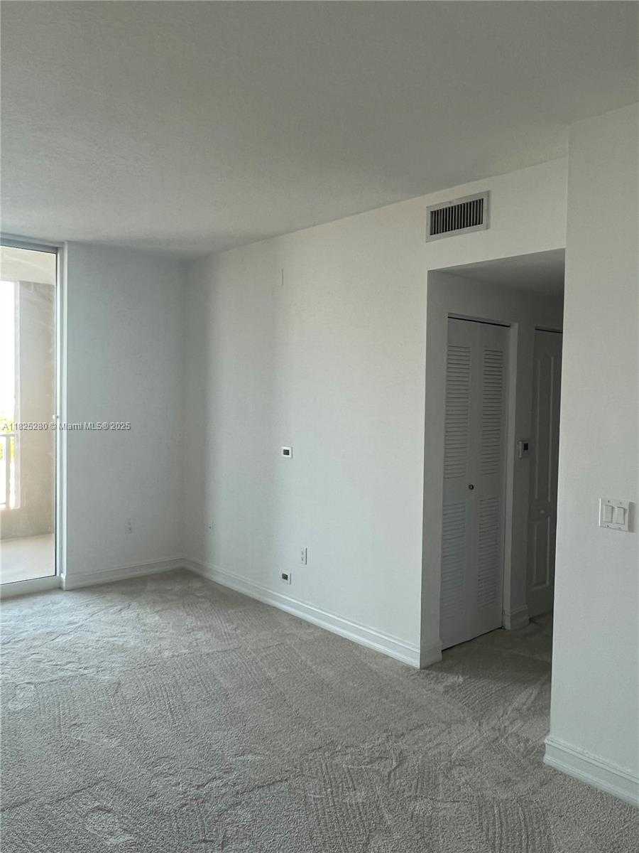 Small Image of 117 NORTH WEST 42ND AVE #1615, Miami Number 3