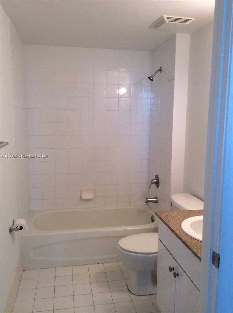Small Image of 117 NORTH WEST 42ND AVE #1615, Miami Number 6