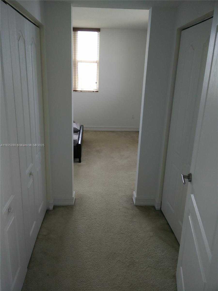 Small Image of 117 NORTH WEST 42ND AVE #1615, Miami Number 7