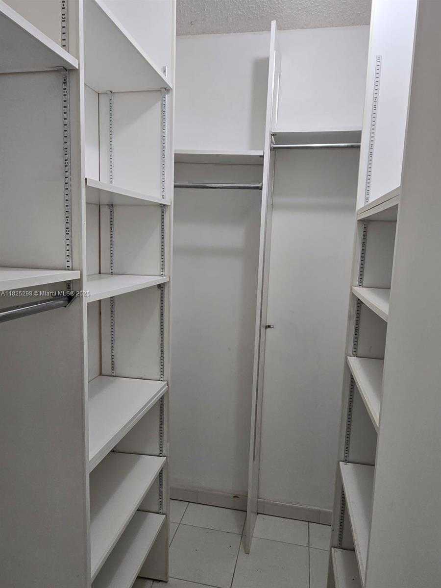 Small Image of 685 WEST PARK DR #101-11, Miami Number 14