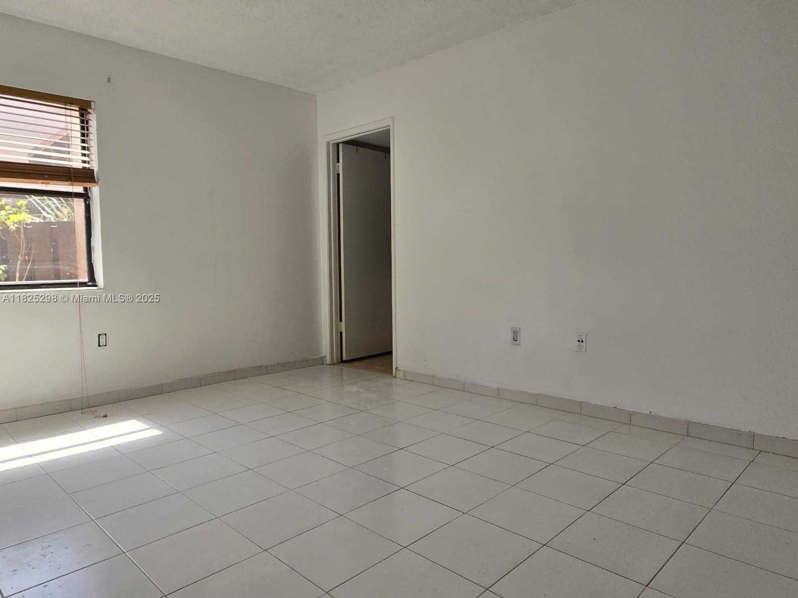 Small Image of 685 WEST PARK DR #101-11, Miami Number 30