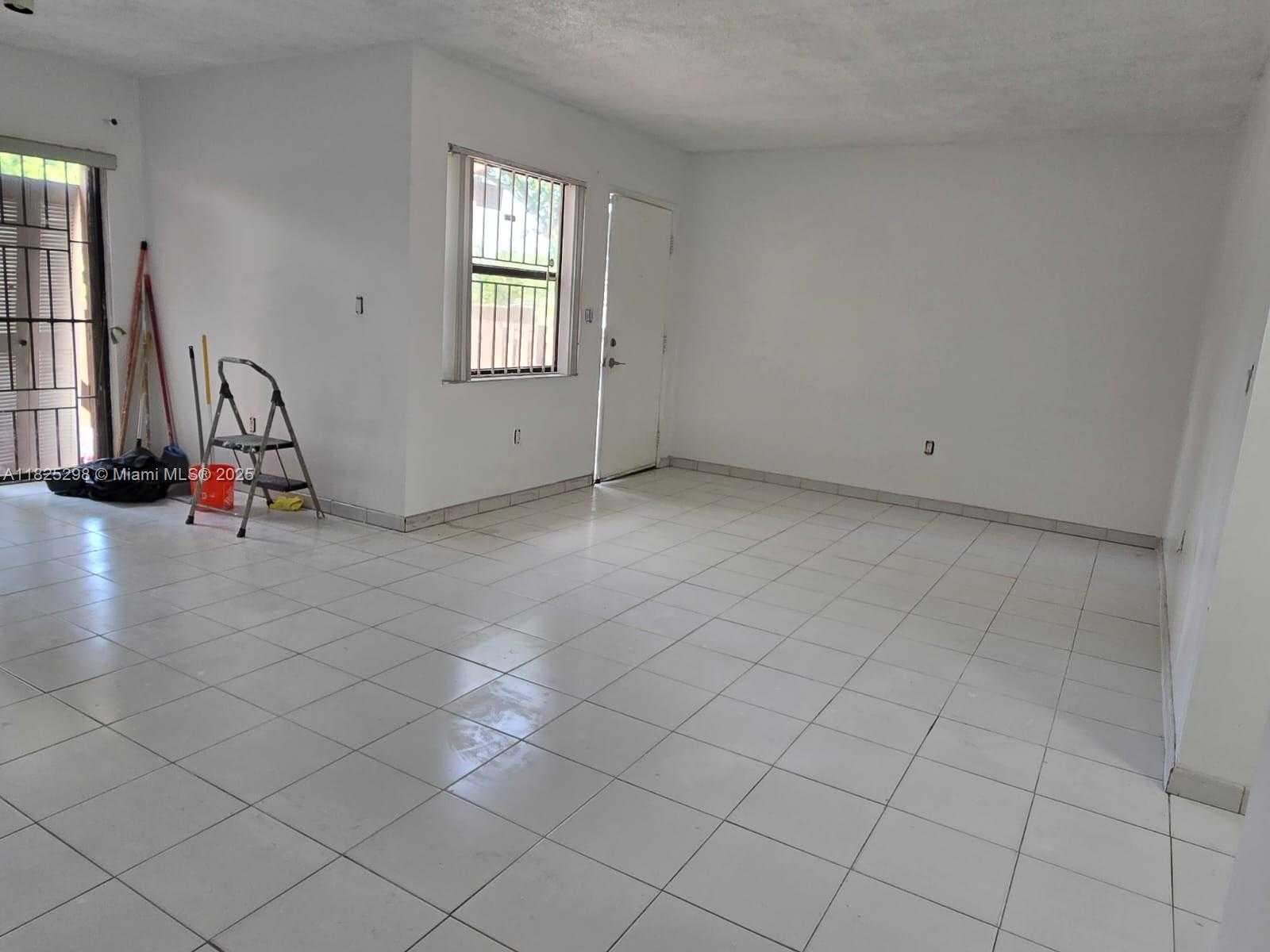 Small Image of 685 WEST PARK DR #101-11, Miami Number 6