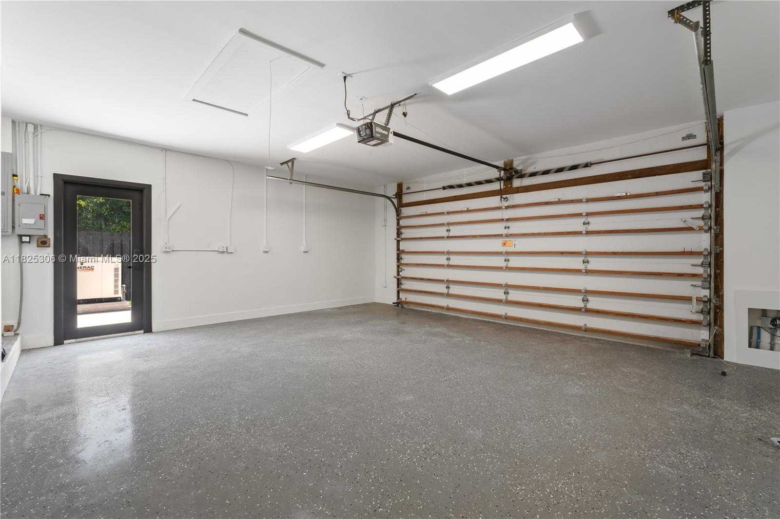 Small Image of 5020 HAWKHURST AVE, Southwest Ranches Number 12