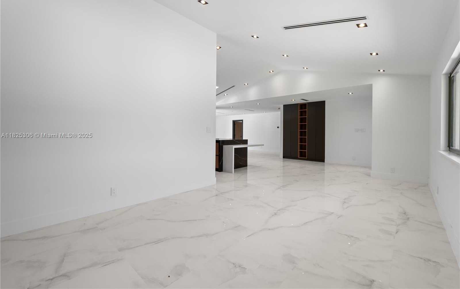 Small Image of 5020 HAWKHURST AVE, Southwest Ranches Number 6