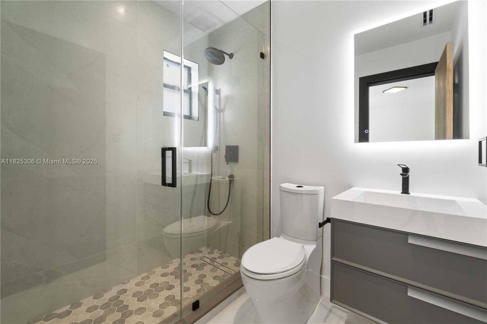 Small Image of 5020 HAWKHURST AVE, Southwest Ranches Number 9