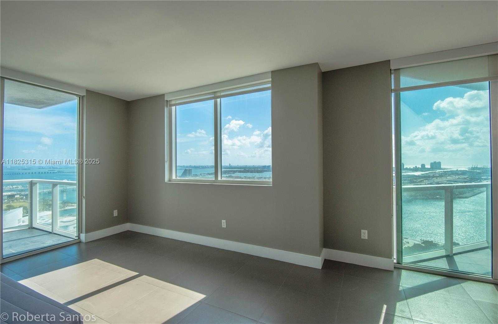 Small Image of 244 BISCAYNE BLVD #3802, Miami Number 13
