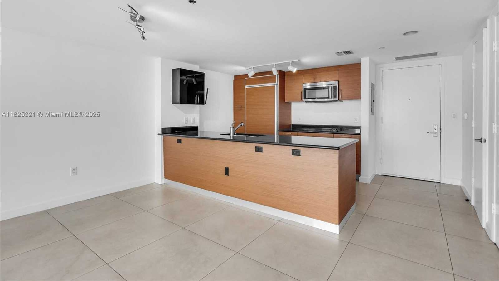 Small Image of 50 Biscayne Blvd, Miami, FL 33132, USA Number 44