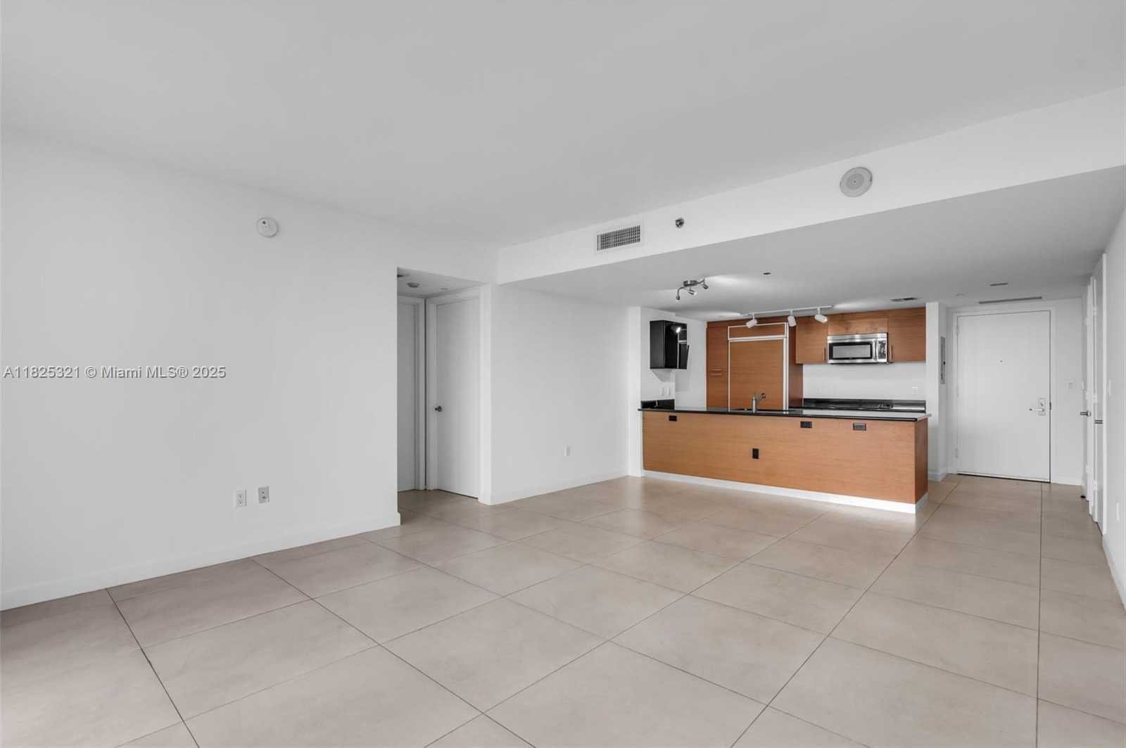 Small Image of 50 Biscayne Blvd, Miami, FL 33132, USA Number 46