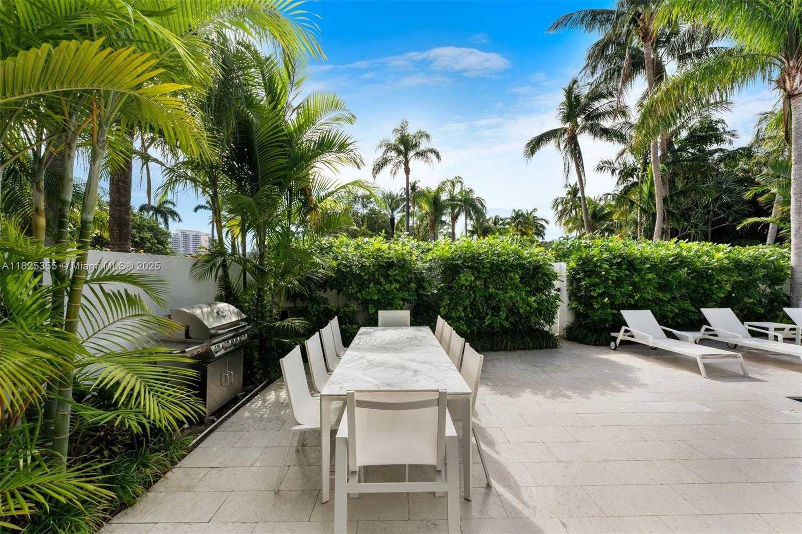 Small Image of 3 TURTLE WALK, Key Biscayne Number 41