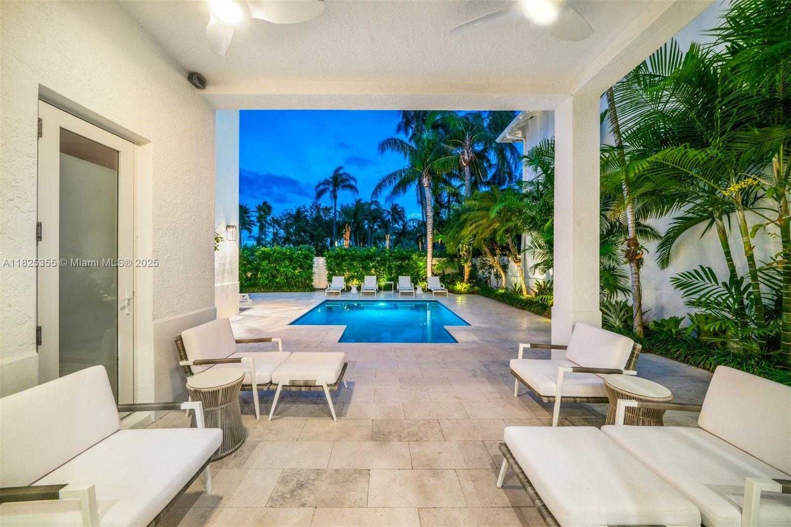 Small Image of 3 TURTLE WALK, Key Biscayne Number 45