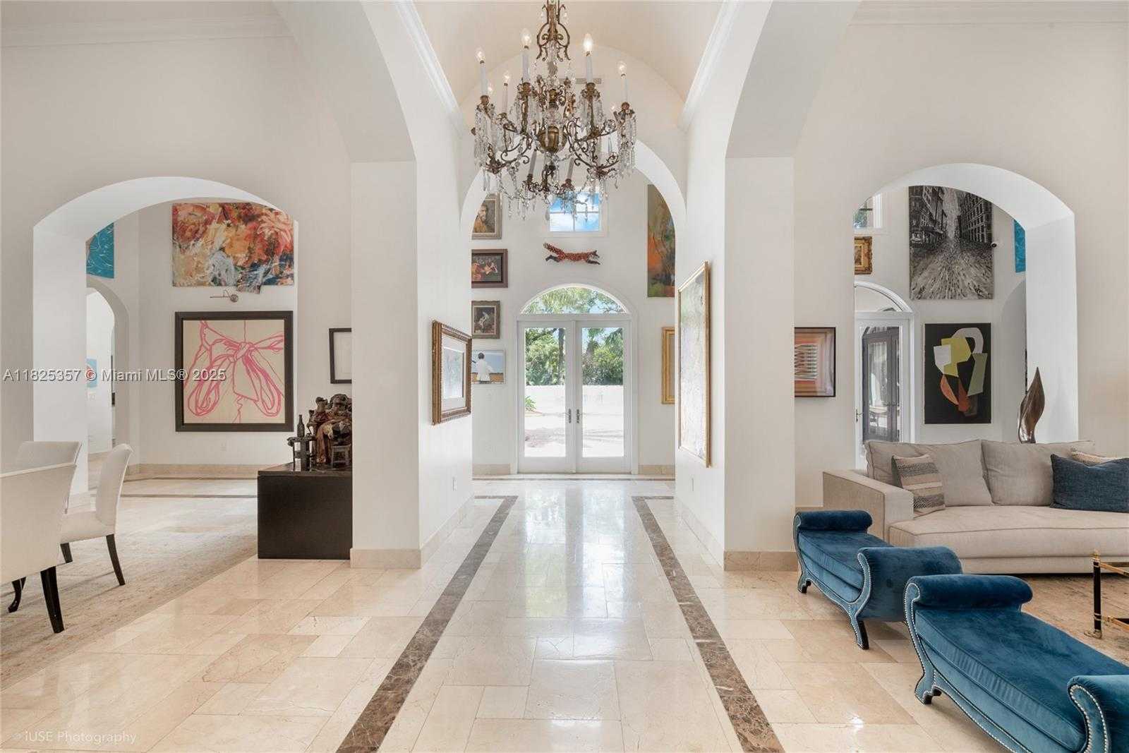 Small Image of 7405 SOUTH WEST 104TH ST, Pinecrest Number 3