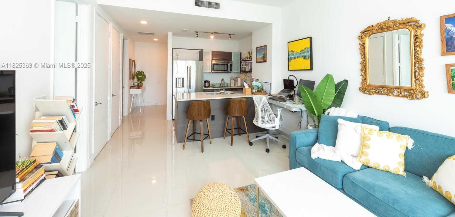 Small Image of 55 SOUTH EAST 6TH ST #4308, Miami Number 8