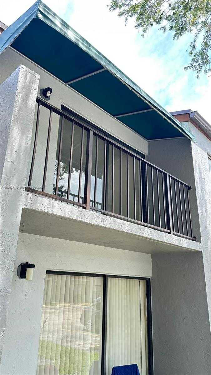 Small Image of 7421 SOUTH WEST 152ND AVE #9-203, Miami Number 17