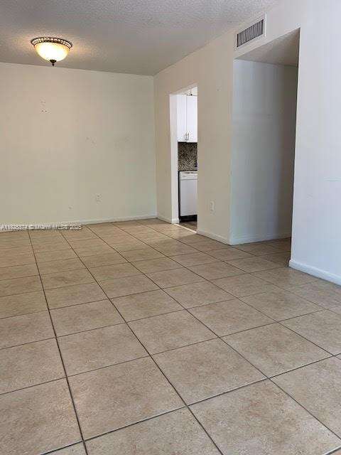 Small Image of 7421 SOUTH WEST 152ND AVE #9-203, Miami Number 4