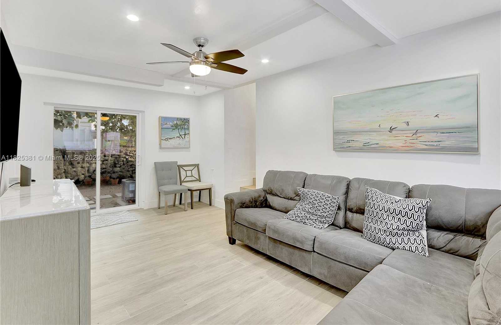 Small Image of 33 SOUTH WEST 20TH RD #., Miami Number 17