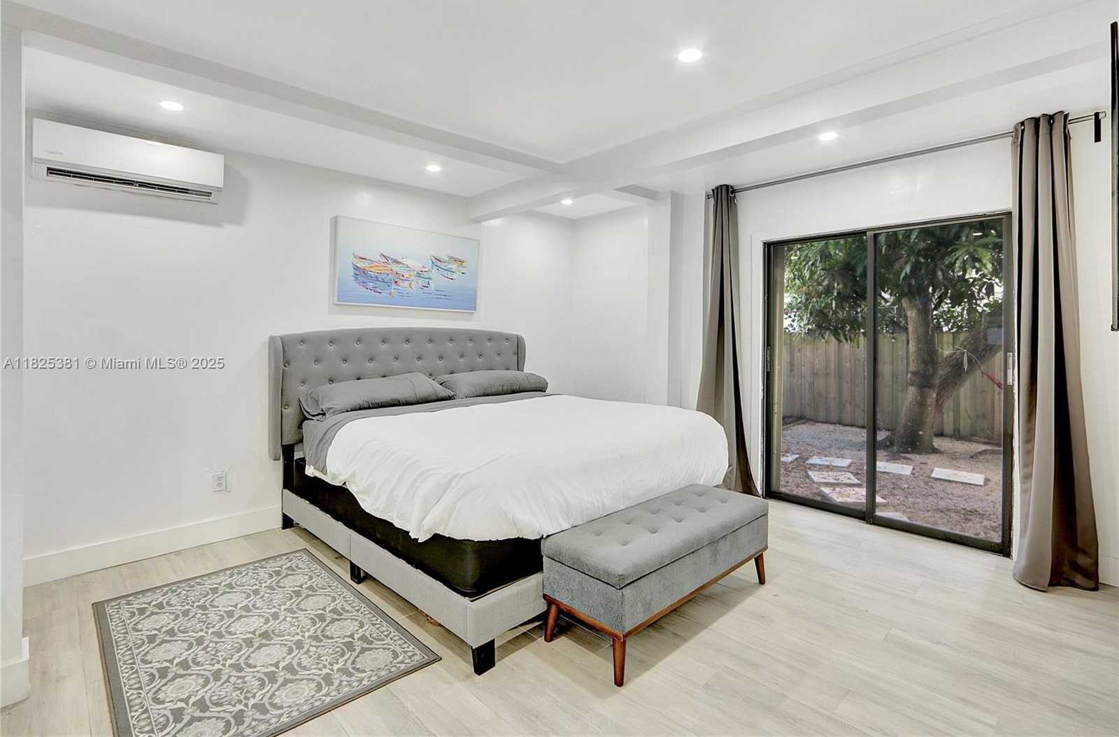Small Image of 33 SOUTH WEST 20TH RD #., Miami Number 18