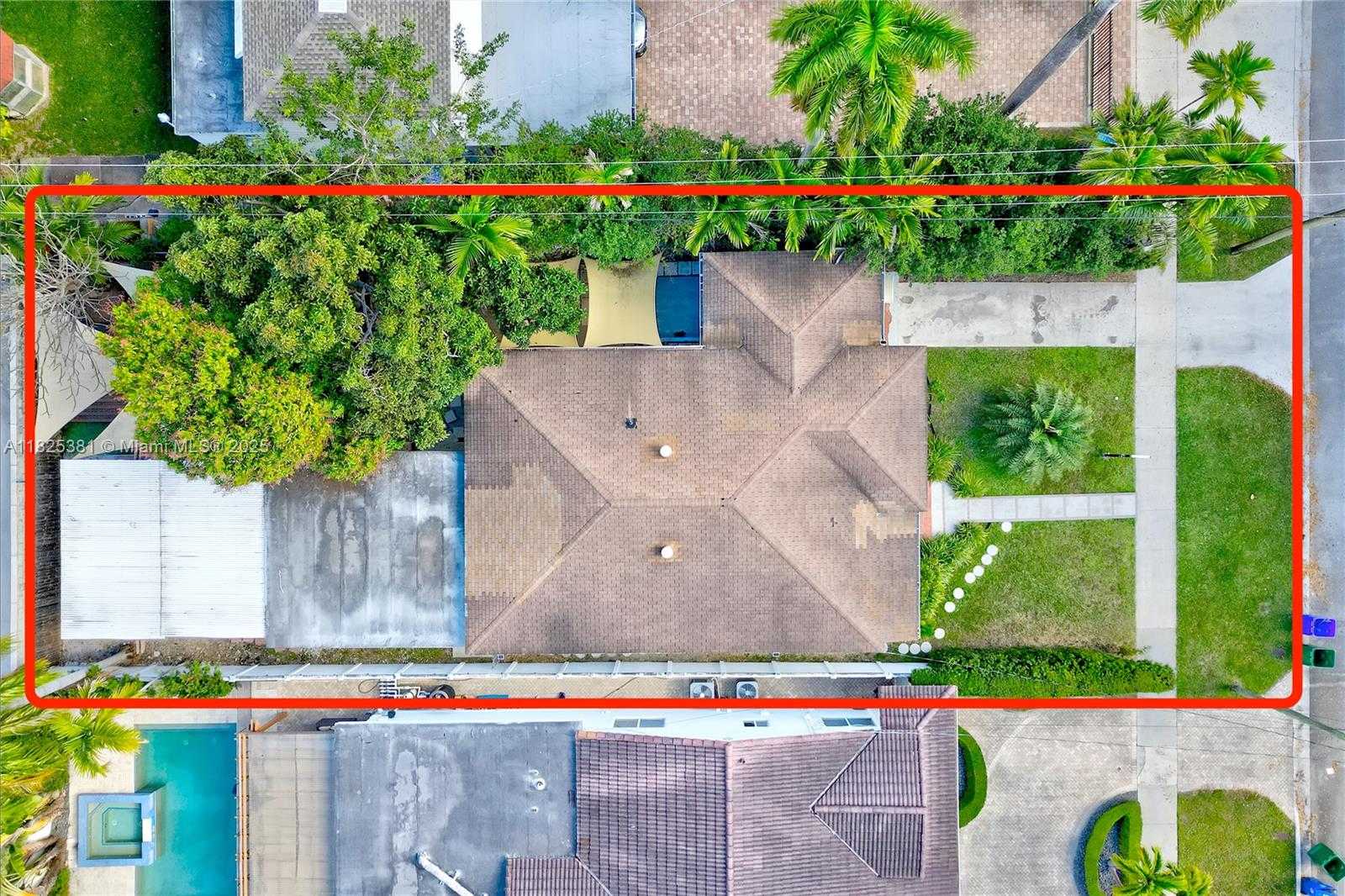 Small Image of 33 SOUTH WEST 20TH RD #., Miami Number 33