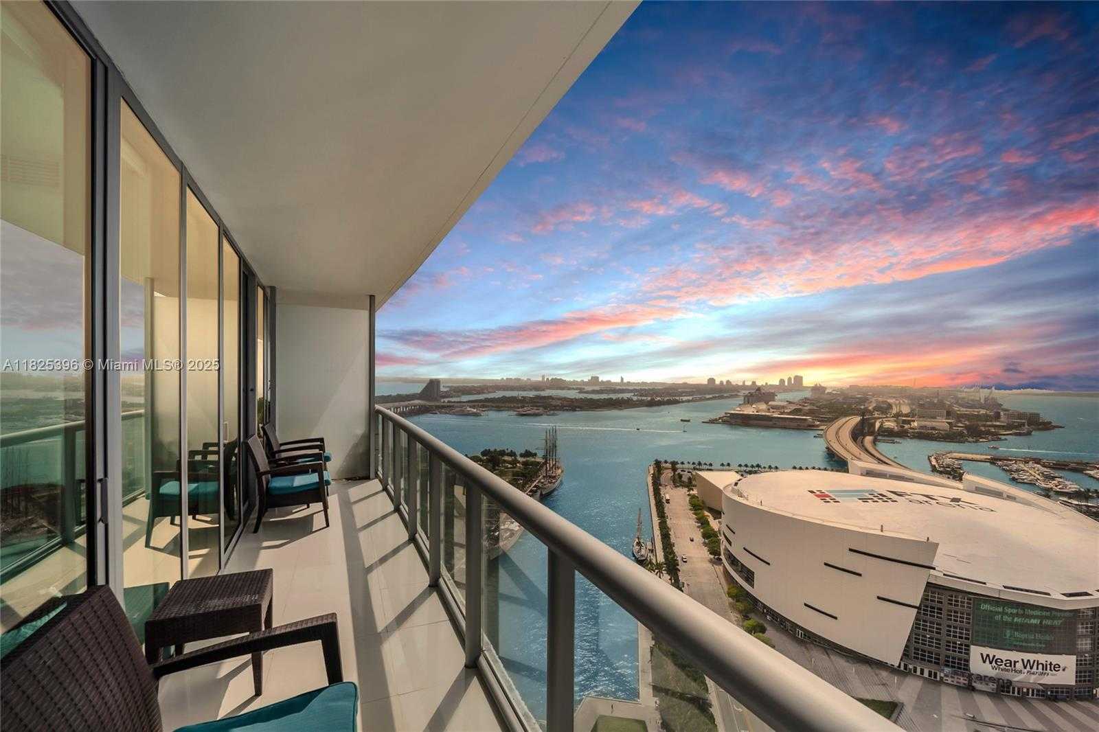 Small Image of 888 BISCAYNE BLVD #3005, Miami Number 13