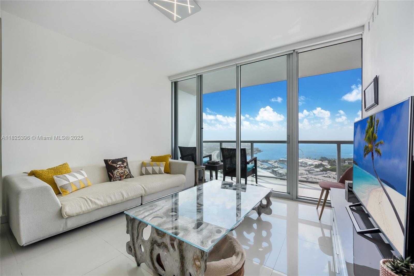 Small Image of 888 BISCAYNE BLVD #3005, Miami Number 6