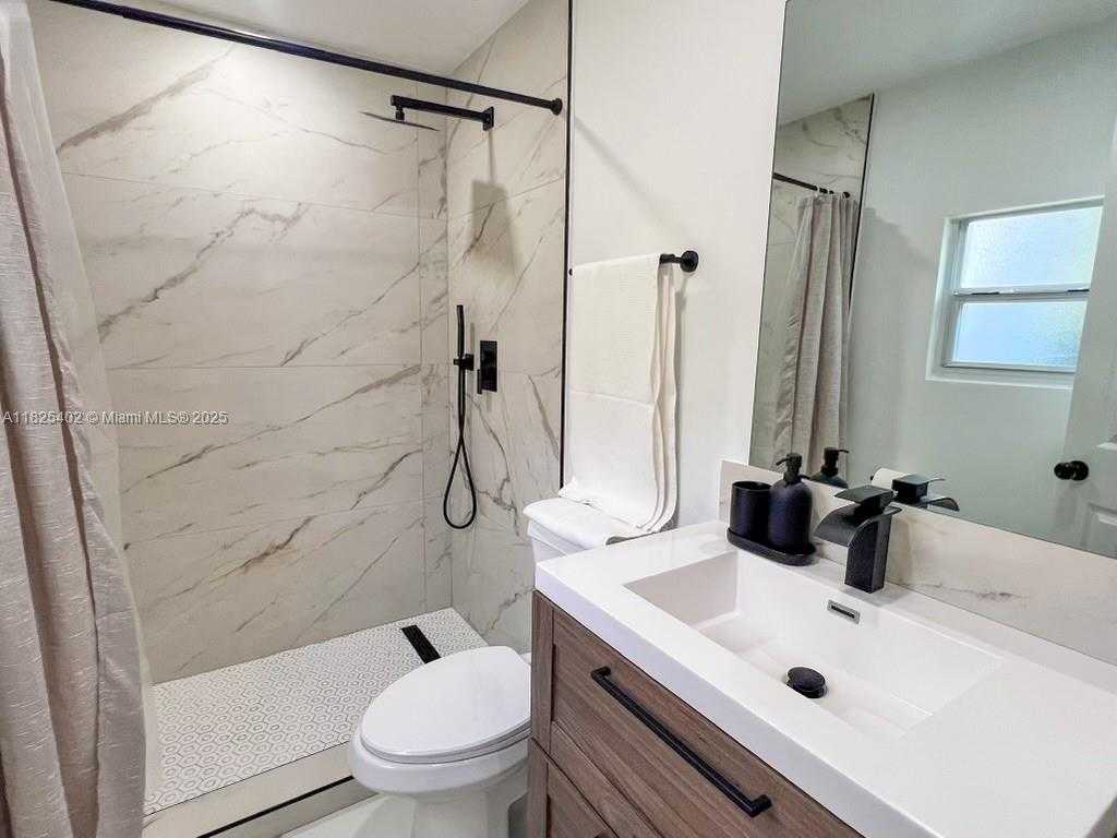Small Image of 1027 NORTH WEST 55TH ST #1, Miami Number 21