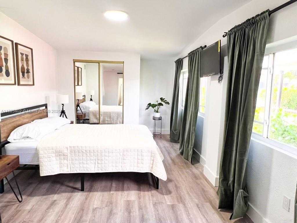 Small Image of 1027 NORTH WEST 55TH ST #1, Miami Number 25
