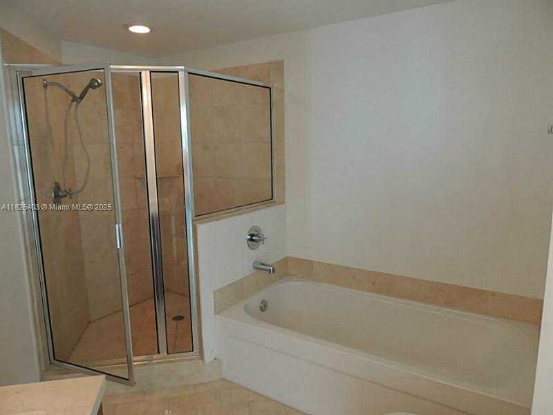 Small Image of 79 SOUTH WEST 12 ST #2612-S, Miami Number 6