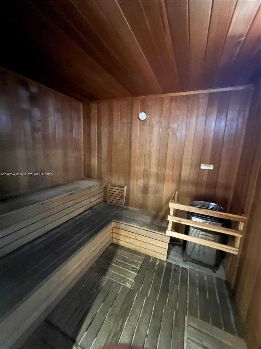 Small Image of 1100 SOUTH MIAMI AVE #2002, Miami Number 20