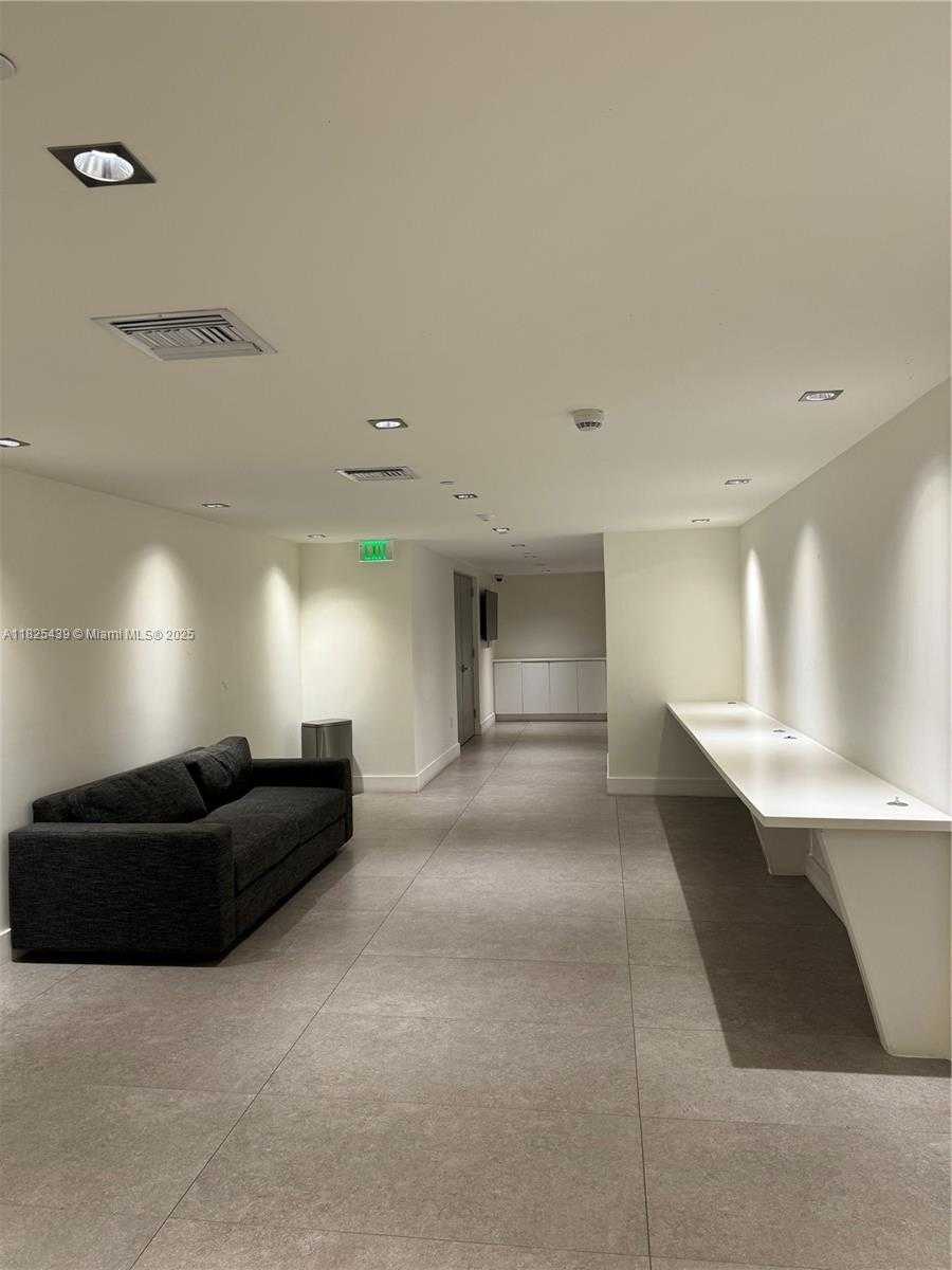 Small Image of 1100 SOUTH MIAMI AVE #2002, Miami Number 21