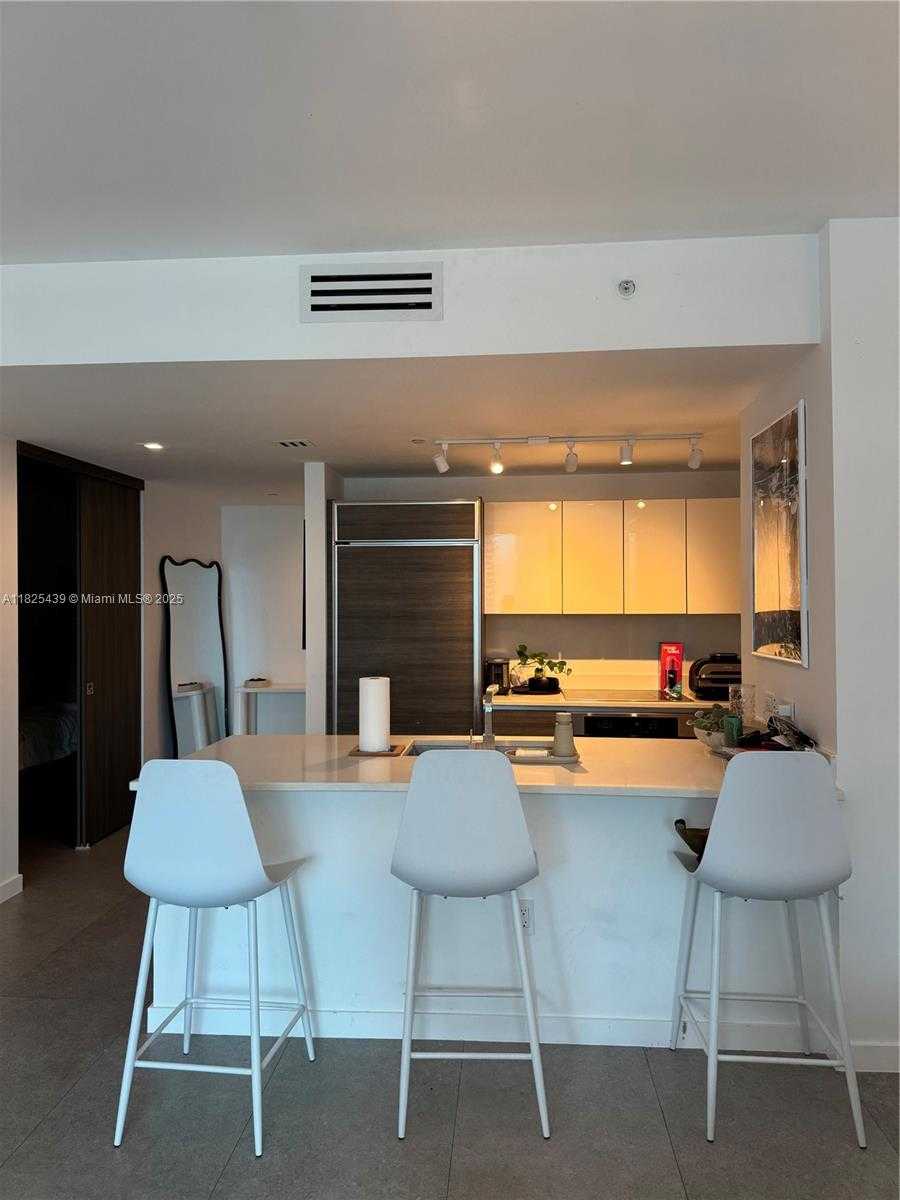 Small Image of 1100 SOUTH MIAMI AVE #2002, Miami Number 9