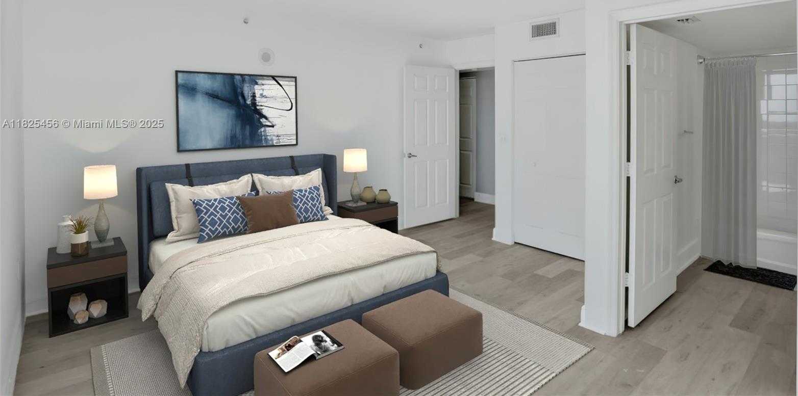Small Image of 3000 CORAL WAY #808, Miami Number 15