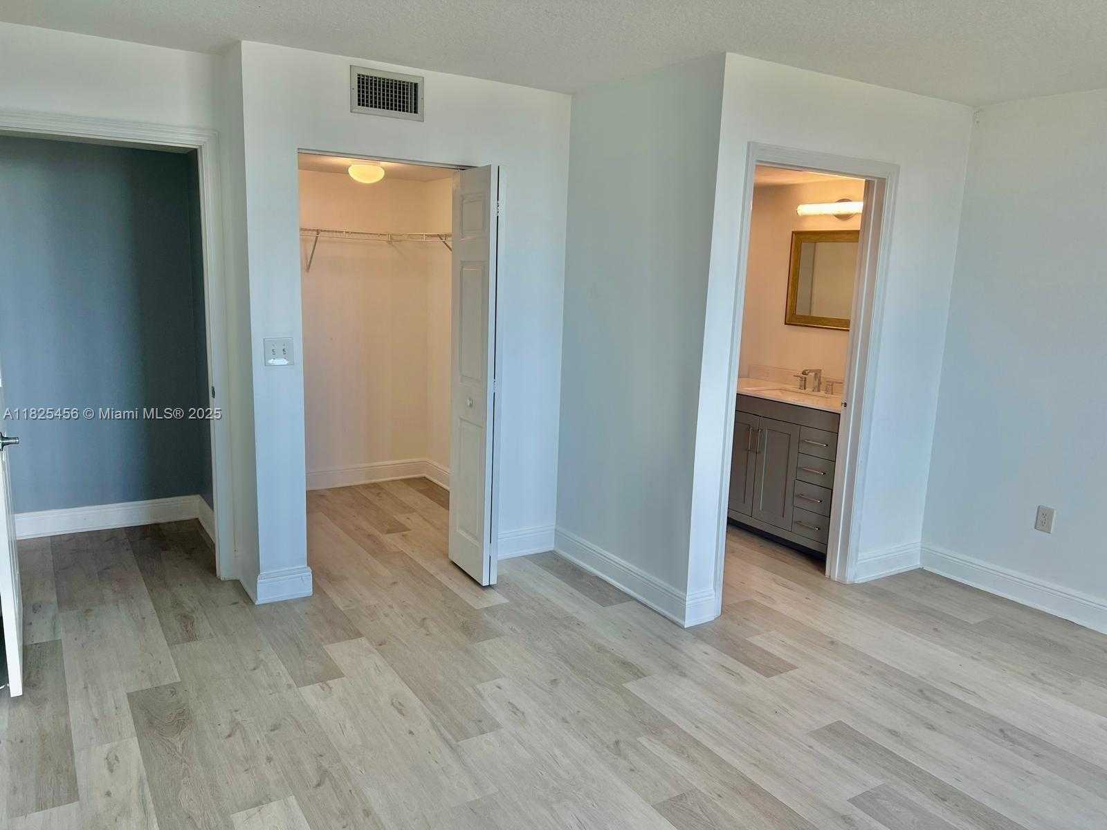 Small Image of 3000 CORAL WAY #808, Miami Number 17